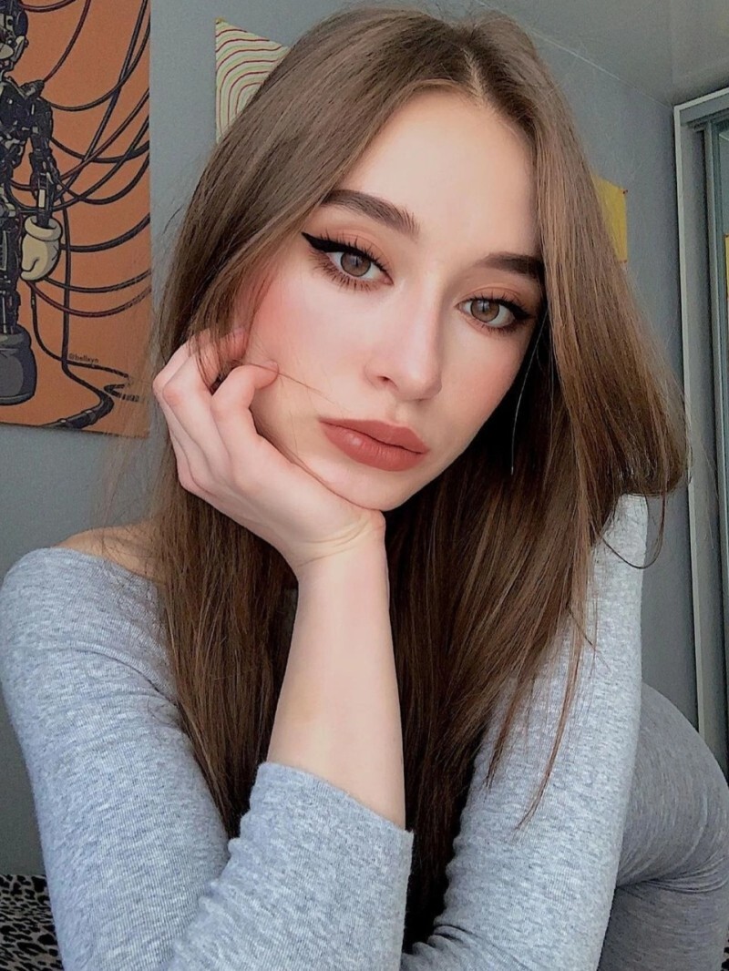 Путана Санкт-Петербурга Маша +7(911)263-24-68 метро Адмиралтейская